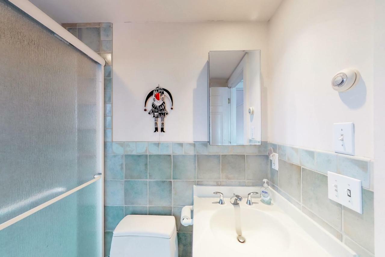 2 Bed 1 Bath Vacation Home In イーストハム エクステリア 写真