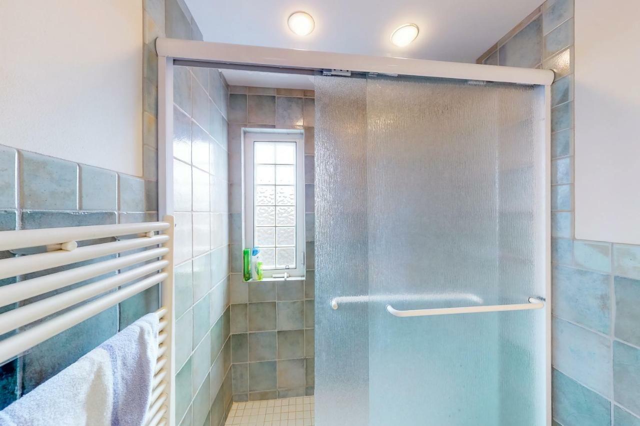 2 Bed 1 Bath Vacation Home In イーストハム エクステリア 写真